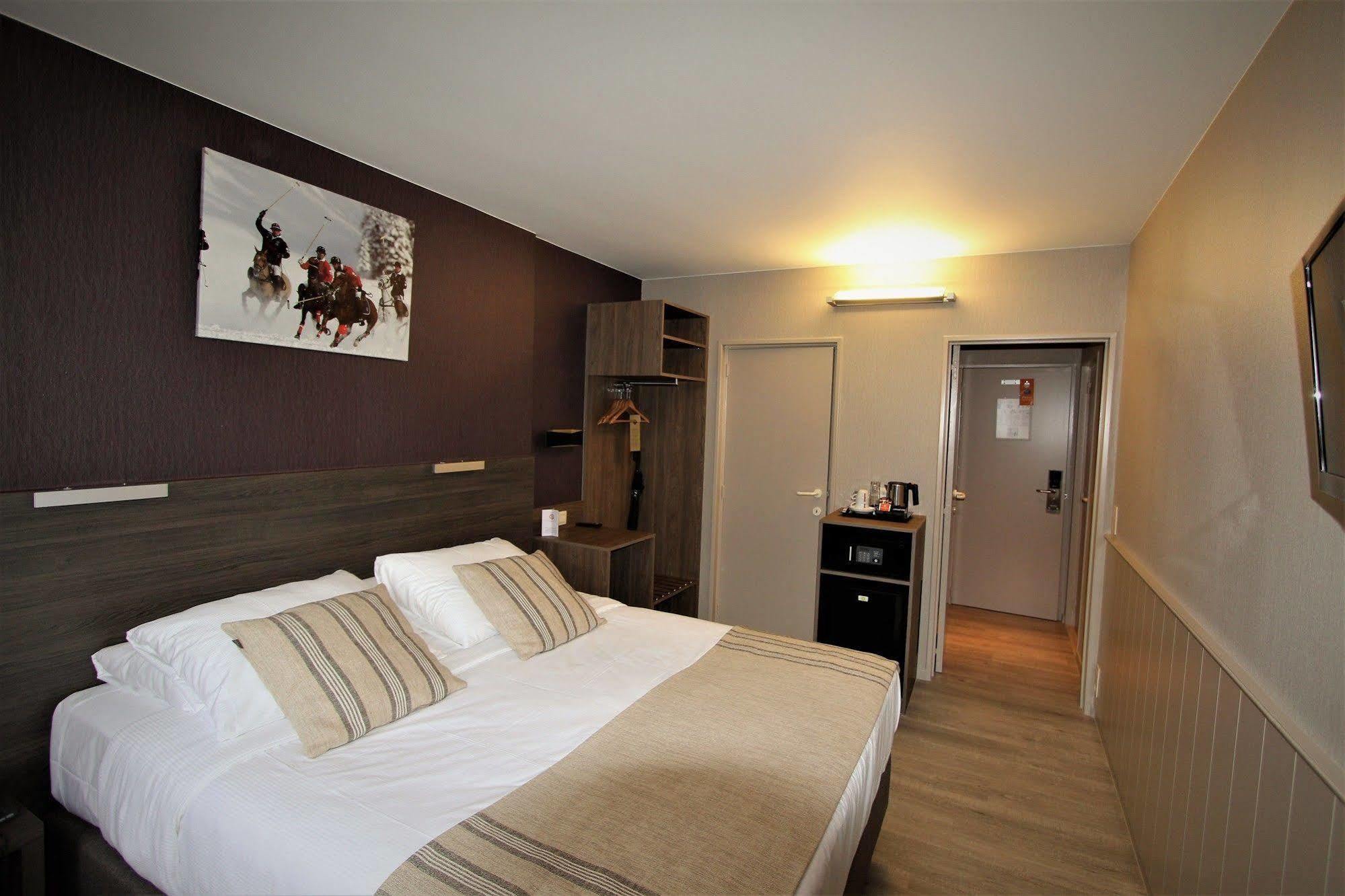 Hotel Auberge St. Pol Knokke-Heist Exterior foto